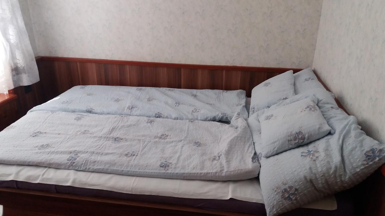Family Home Apartment Zamárdi Екстериор снимка