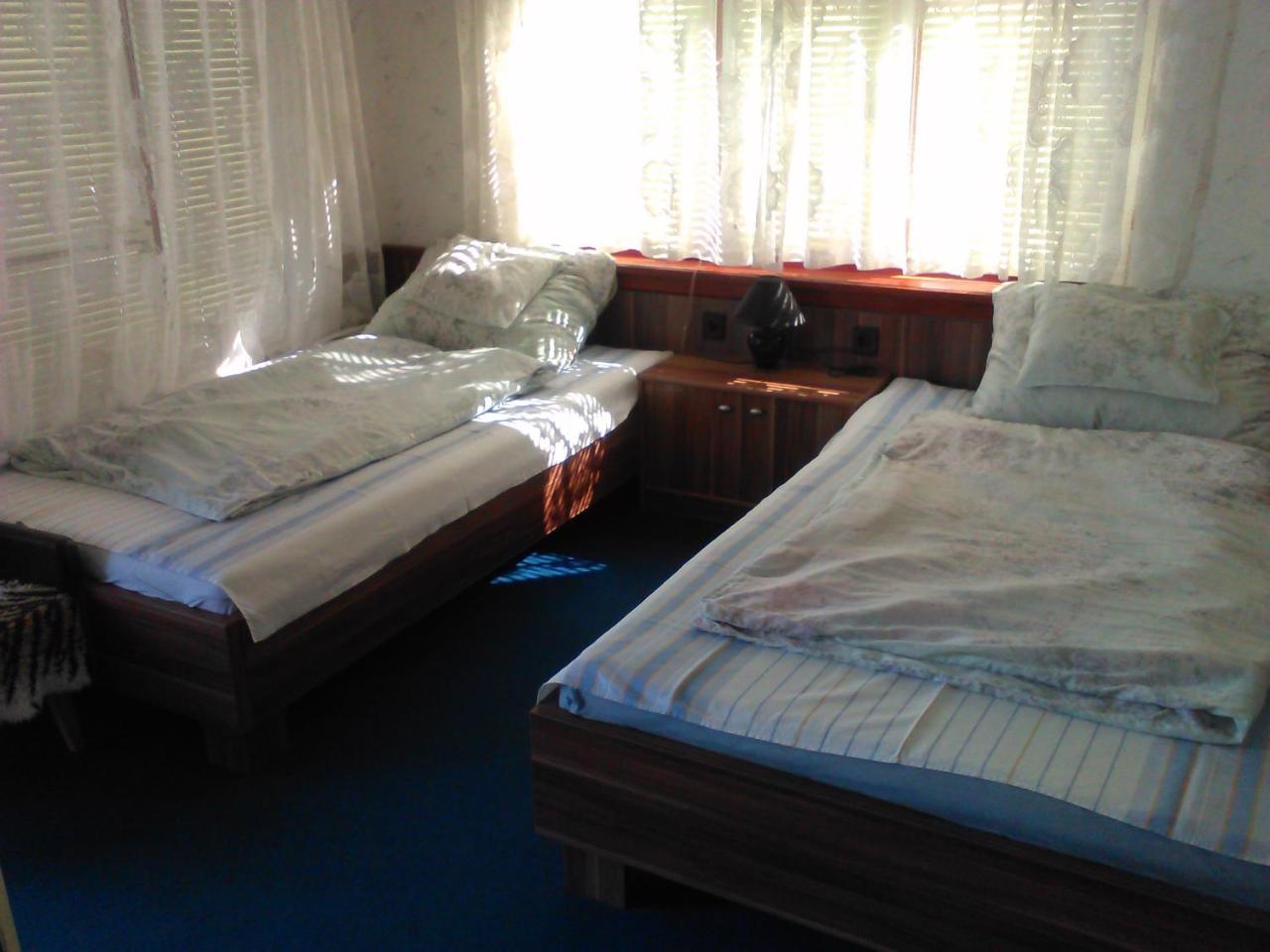 Family Home Apartment Zamárdi Екстериор снимка